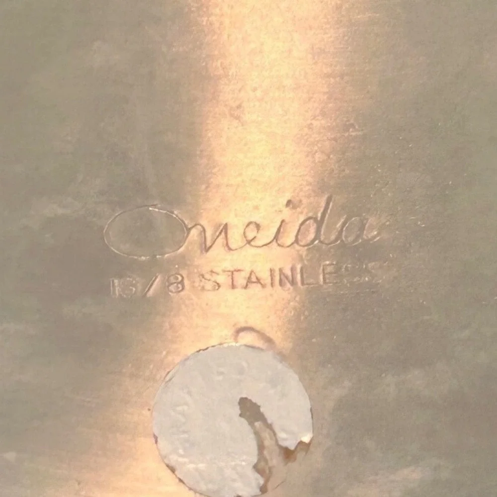 Oneida 18 stainless